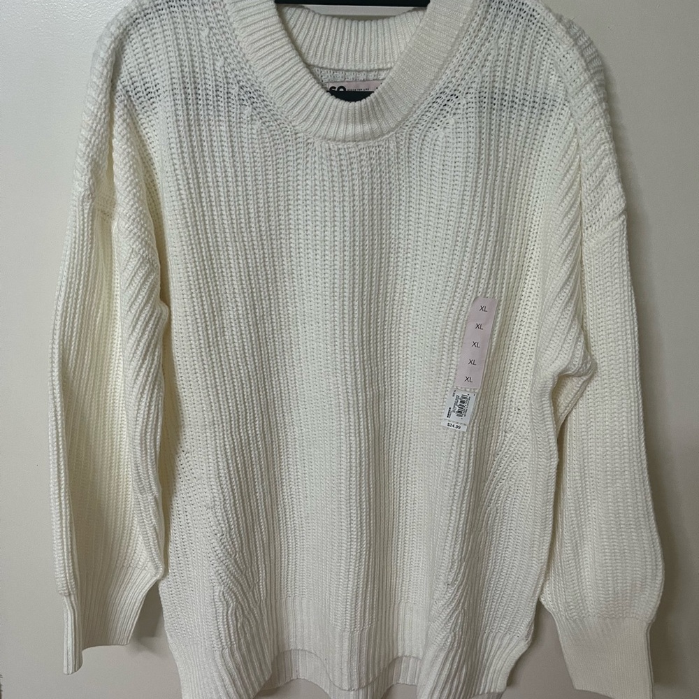 SO Women's Cream V-Neck Sweater